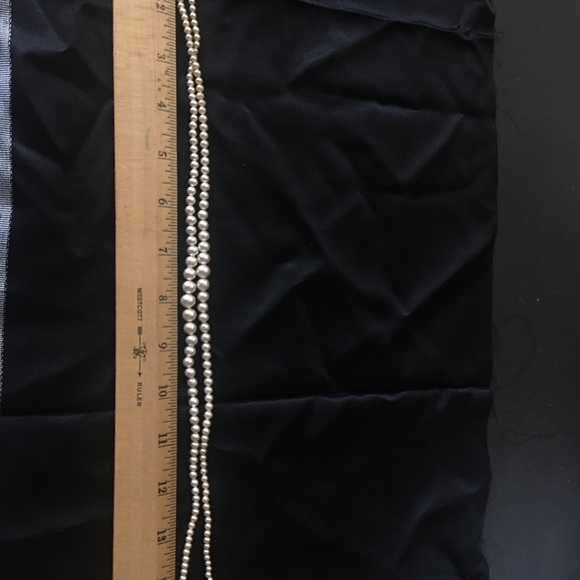 Beautiful Pearl Necklace - Picture 3 of 3